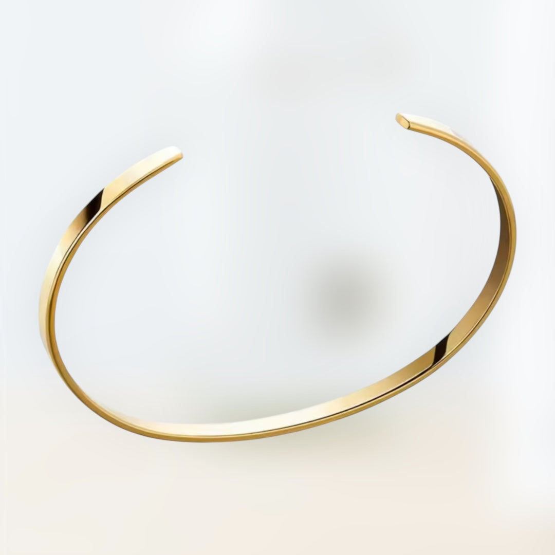 Golden Venatra Cuff Bracelet